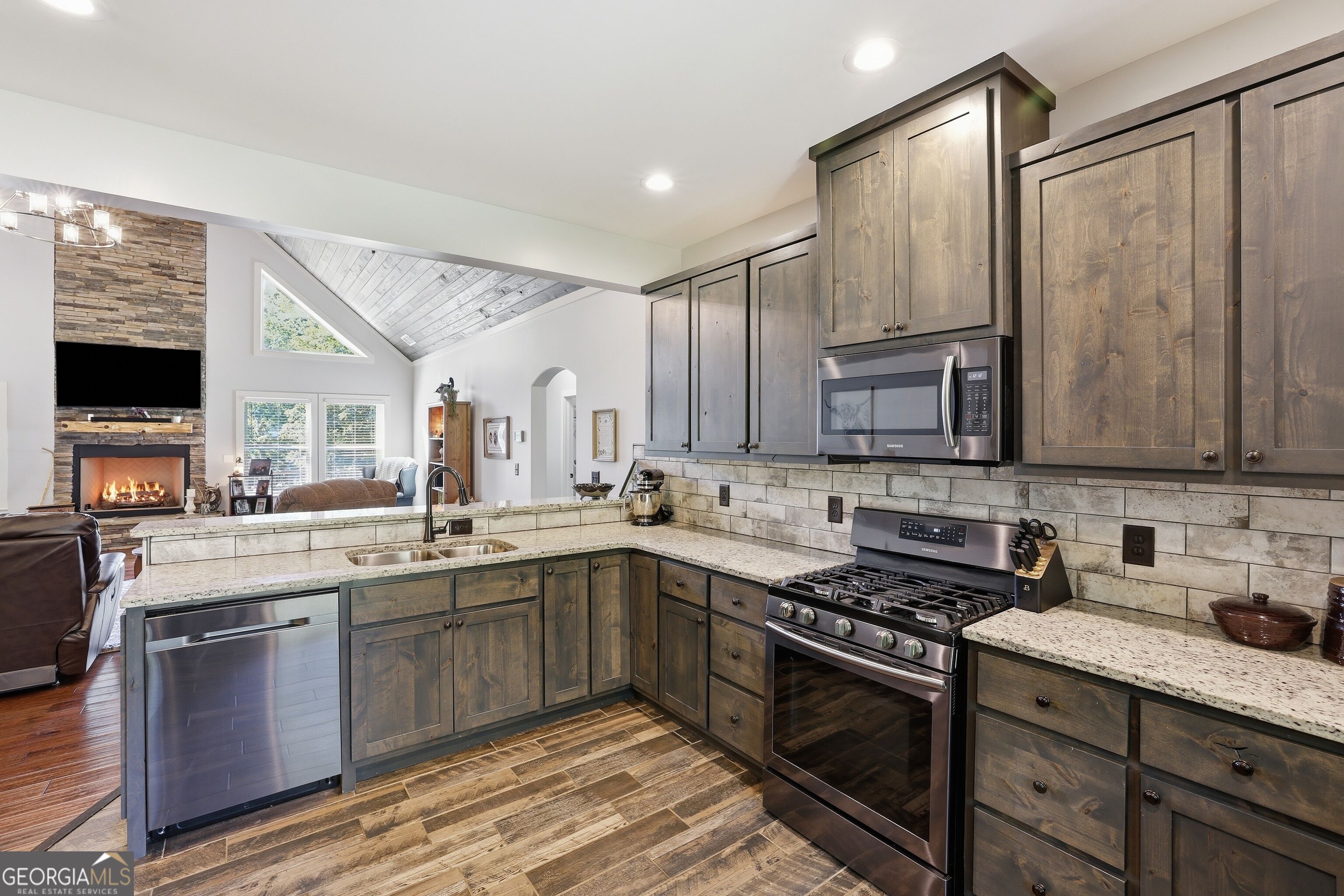 2774 Damascus Property Photo 6