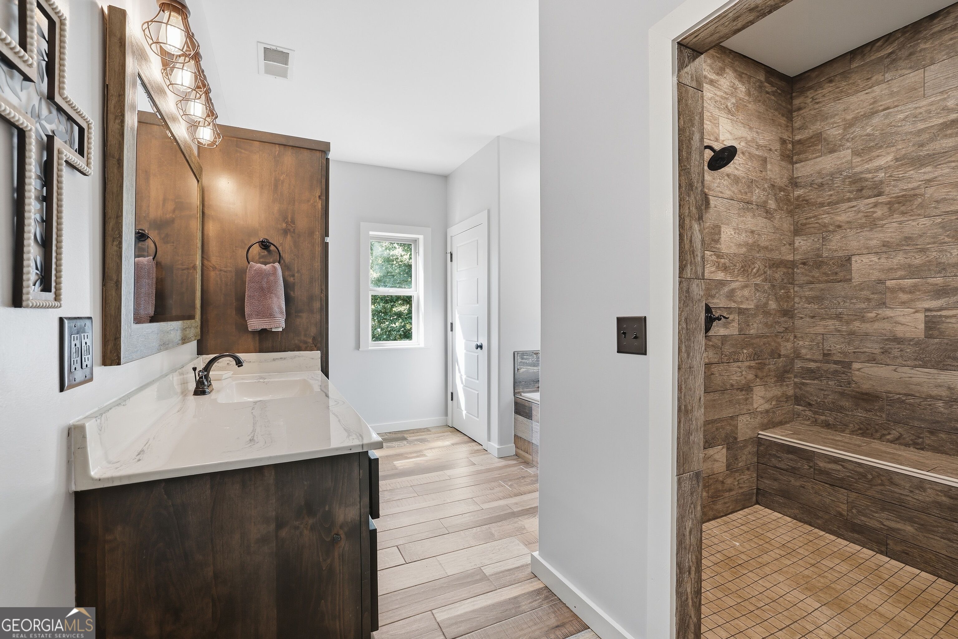 2774 Damascus Property Photo 10