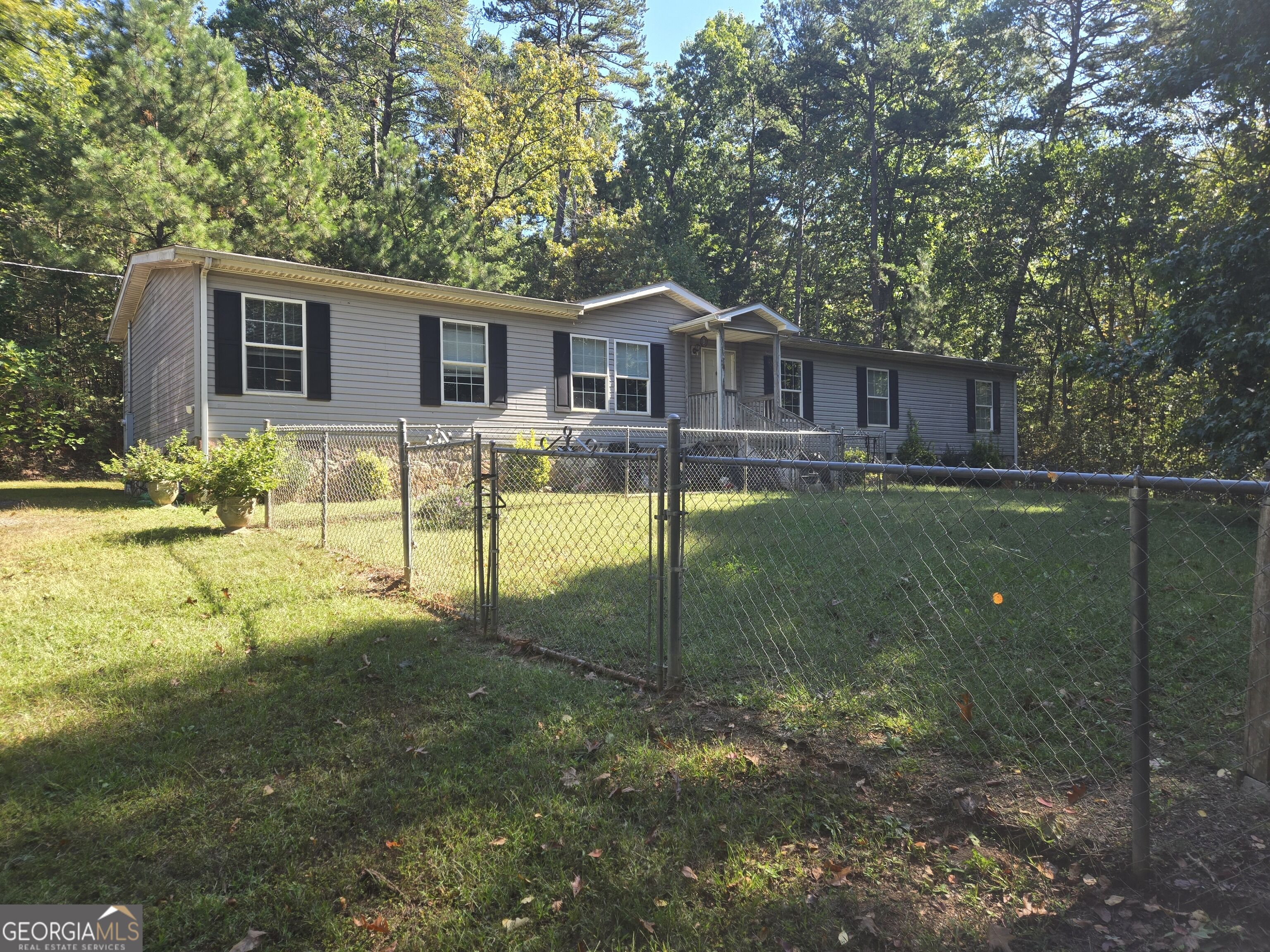 227 Cherokee Forest Park Drive Property Photo 1