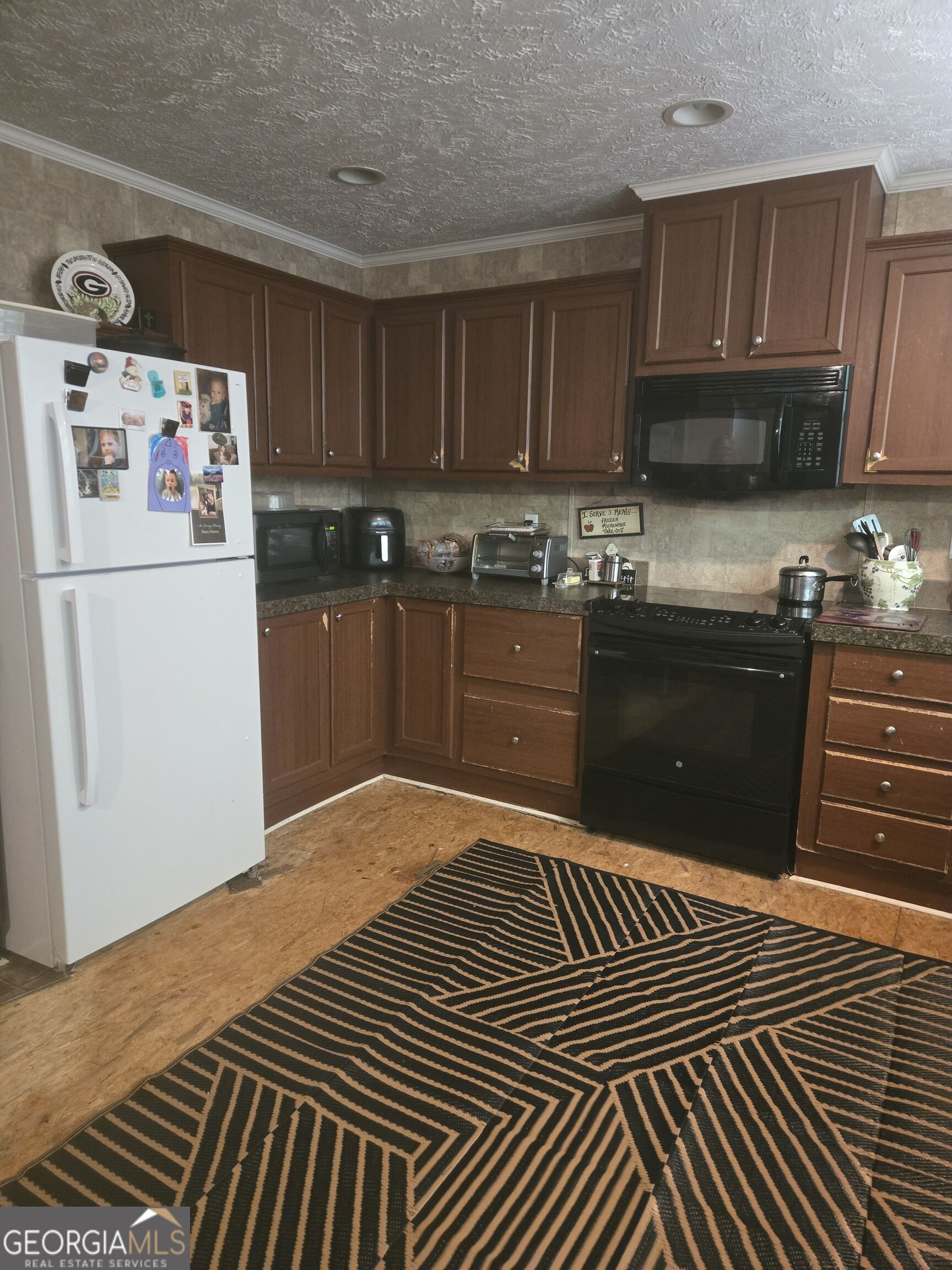 227 Cherokee Forest Park Drive Property Photo 7