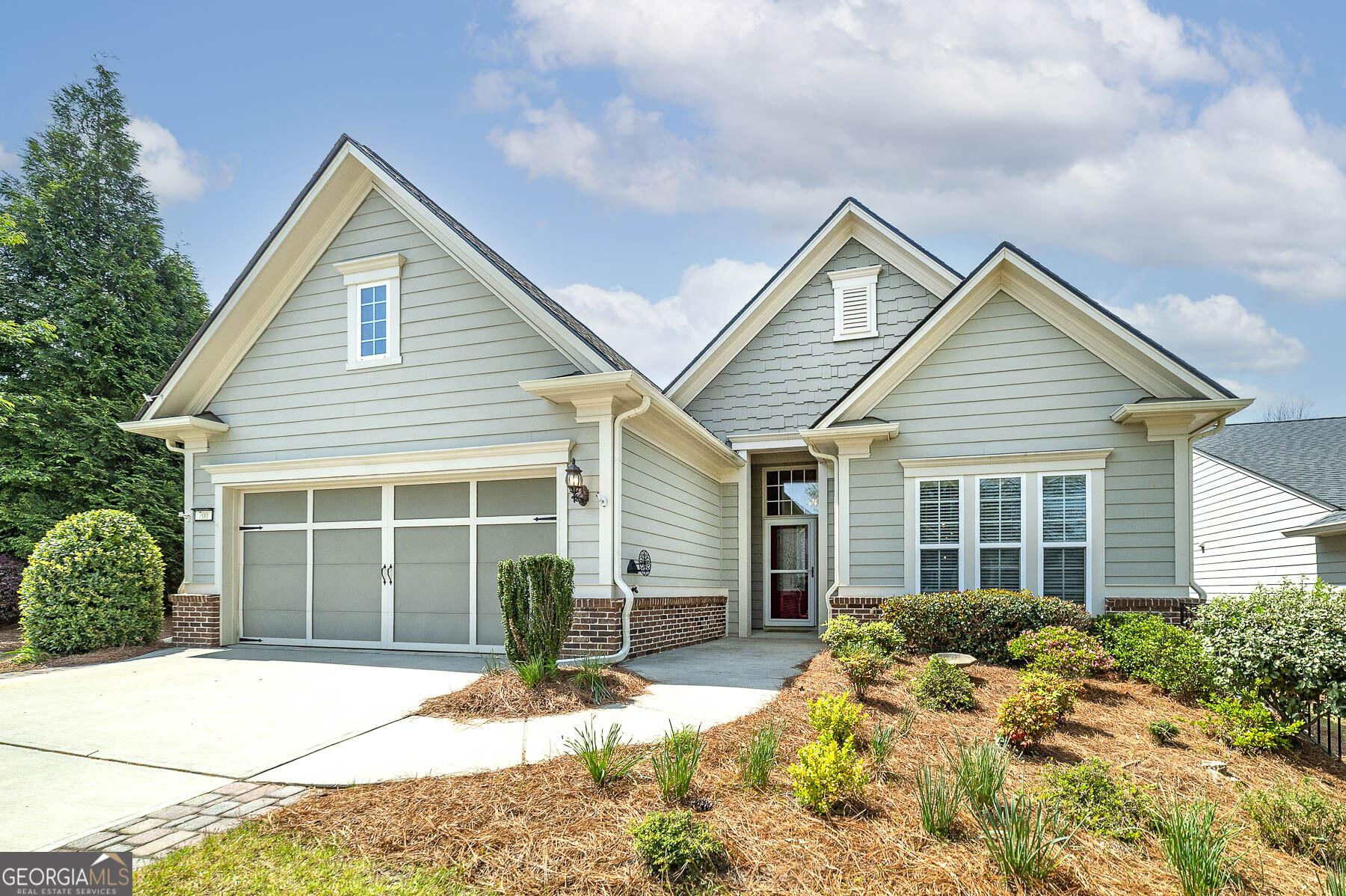 700 Butter Cup Drive Property Photo 1