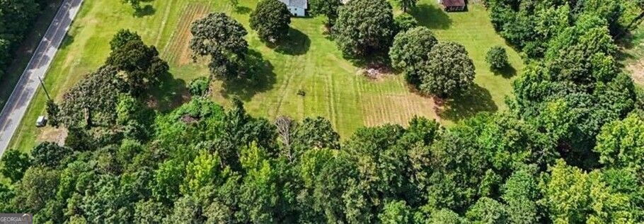 7020 Post Road Property Photo 6