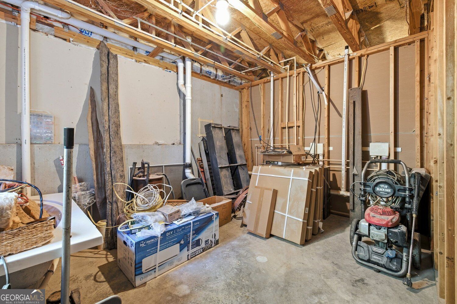355 Royal Oaks Lane Property Photo 28