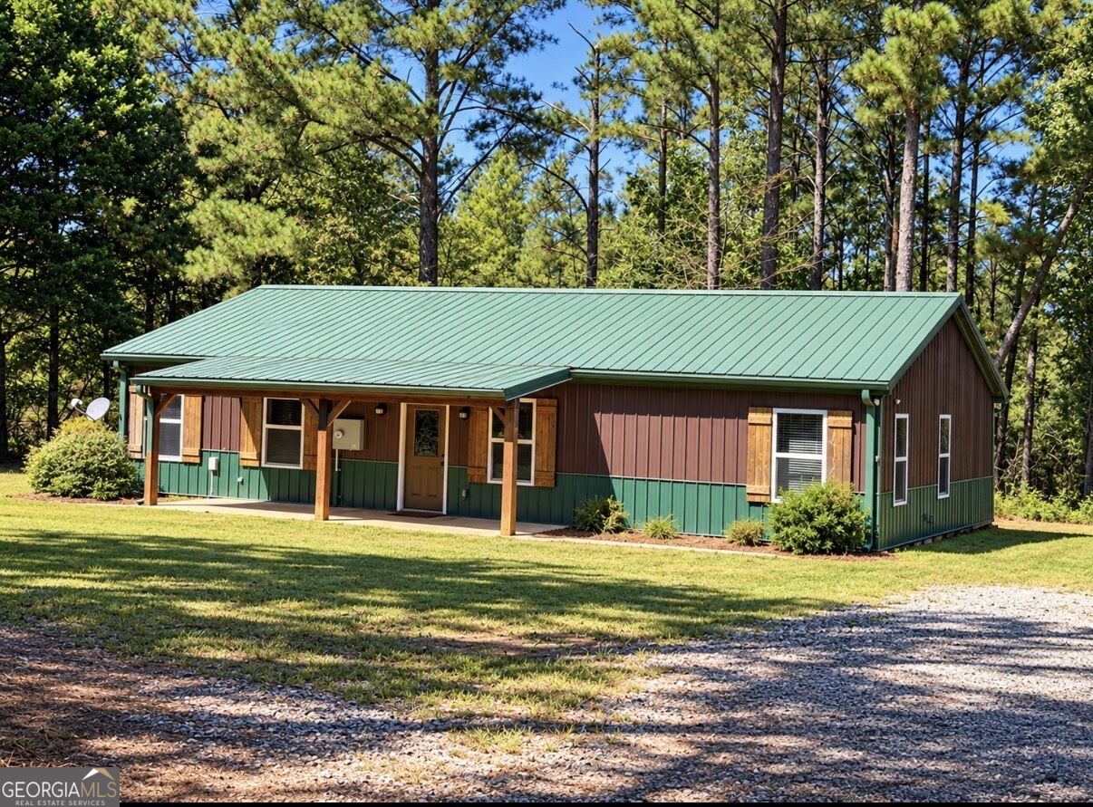1441 Highway 36 E Property Photo 1