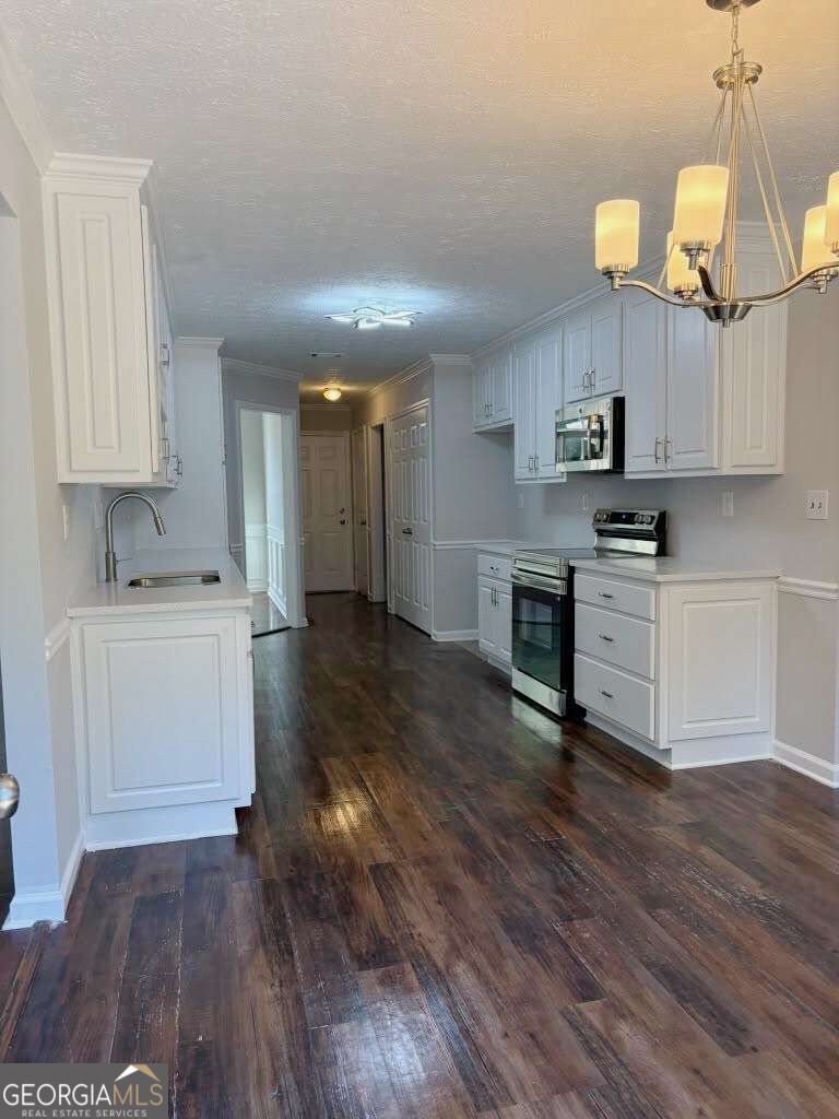 10 Clarion Court Property Photo 9