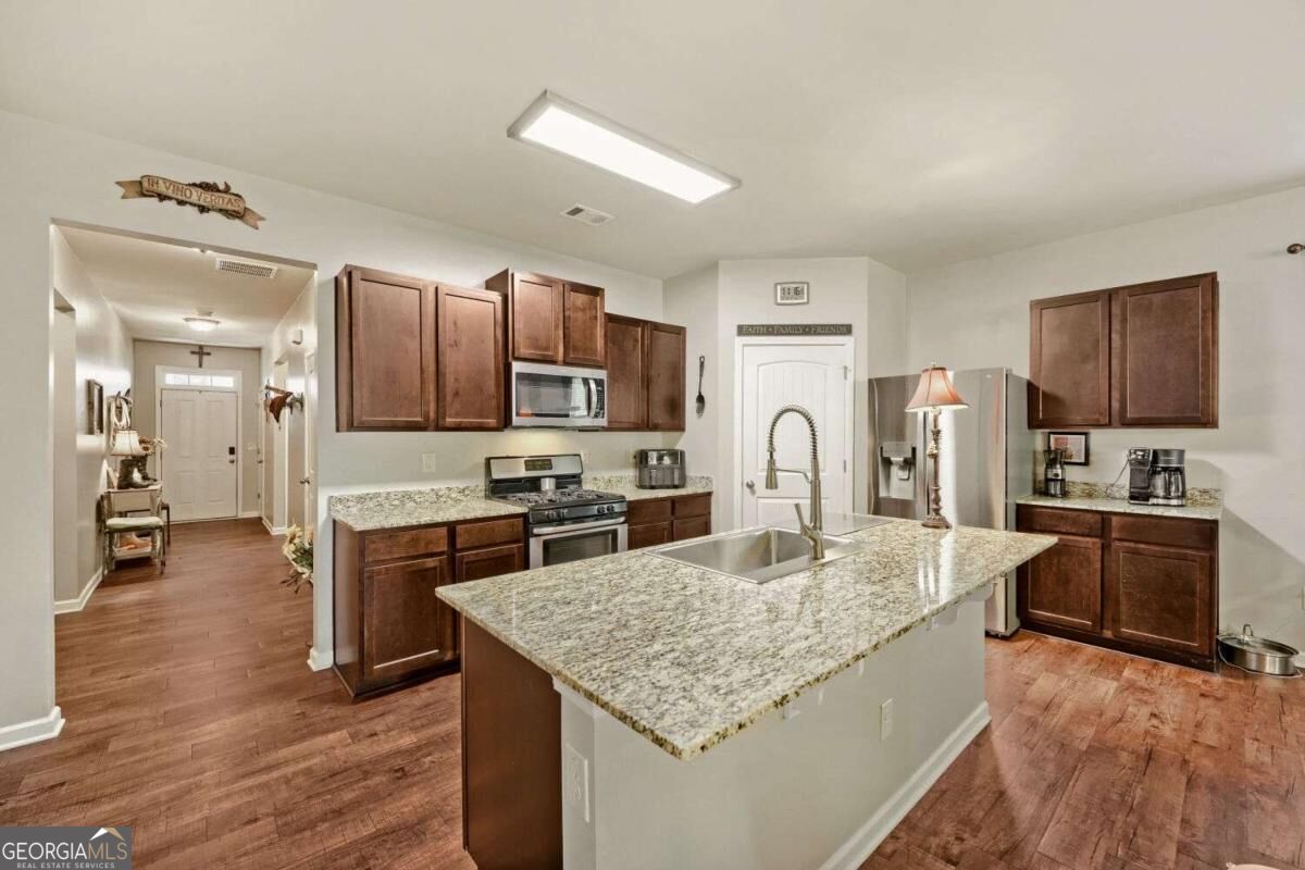 32 Westin Way Property Photo 12