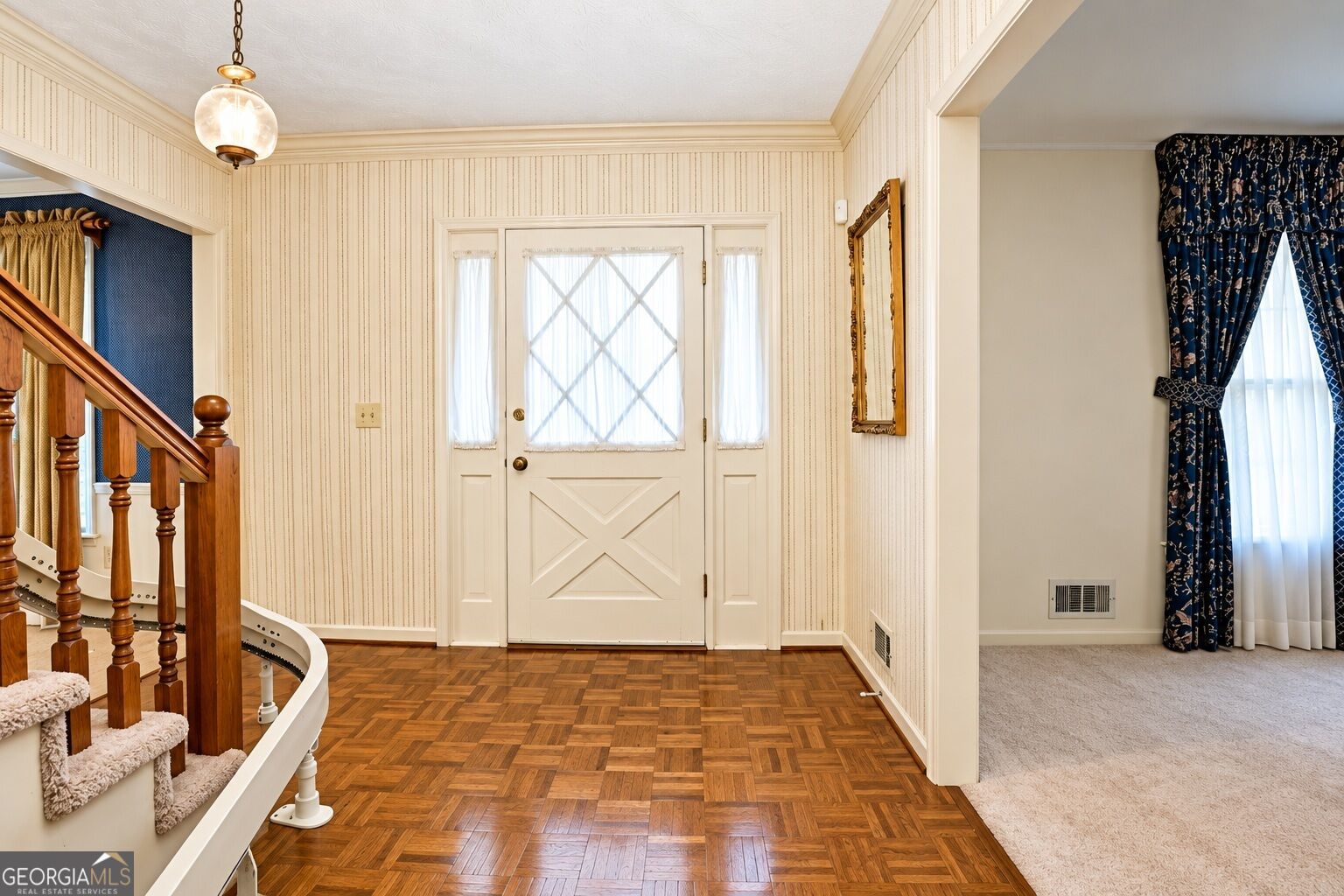 4472 Woodland Forest Drive Property Photo 8