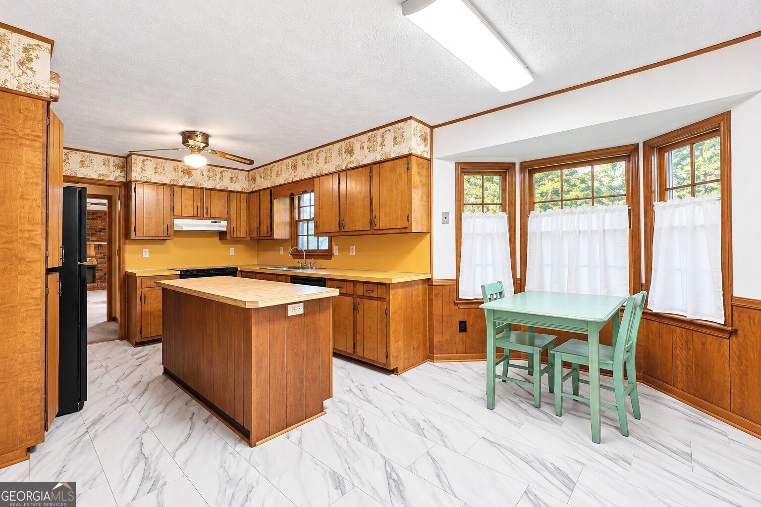 4472 Woodland Forest Drive Property Photo 12