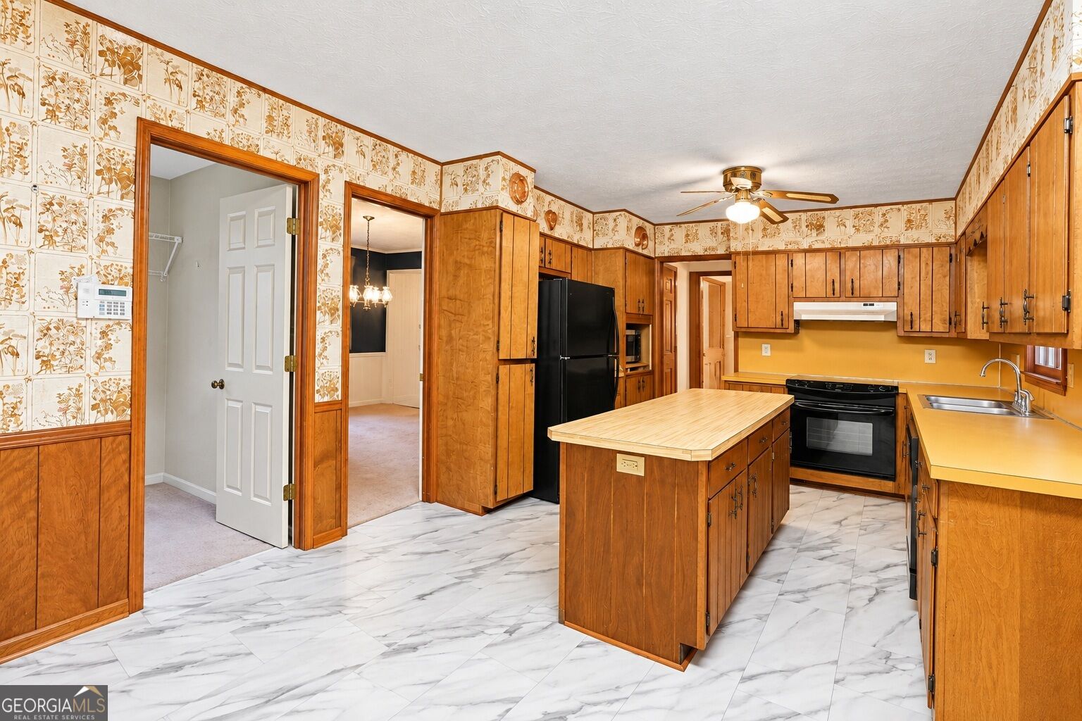 4472 Woodland Forest Drive Property Photo 13