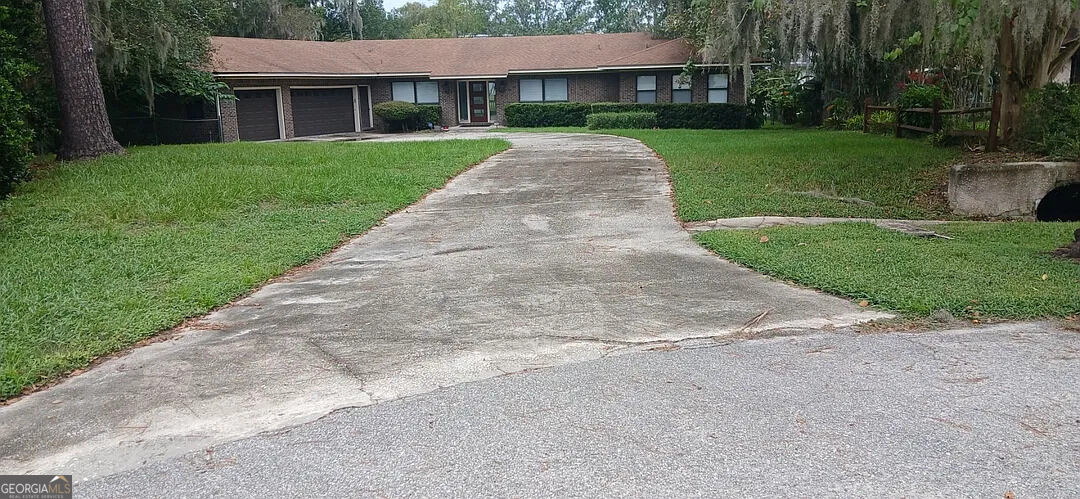 1704 Memory Lane Property Photo 1