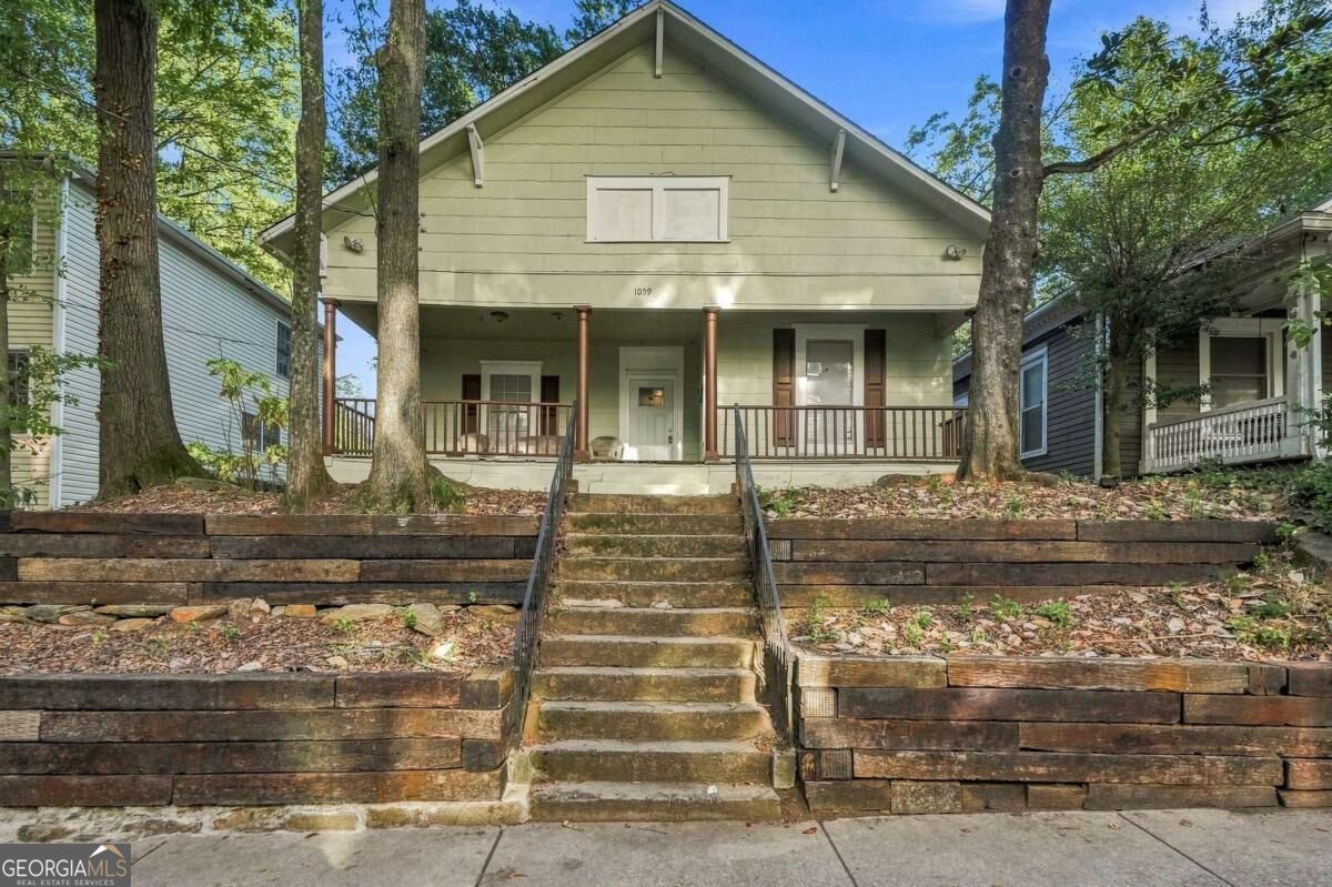 1059 Hampton Street Property Photo 1