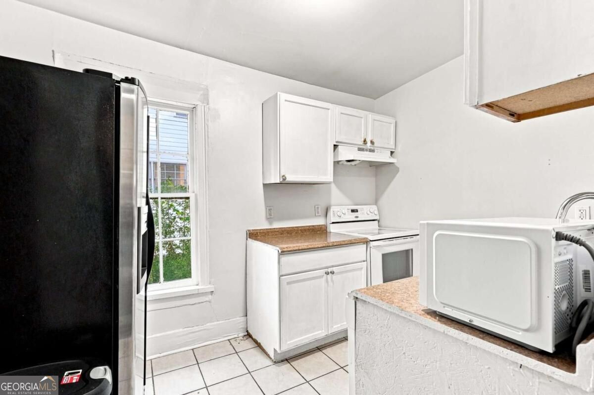 1059 Hampton Street Property Photo 4