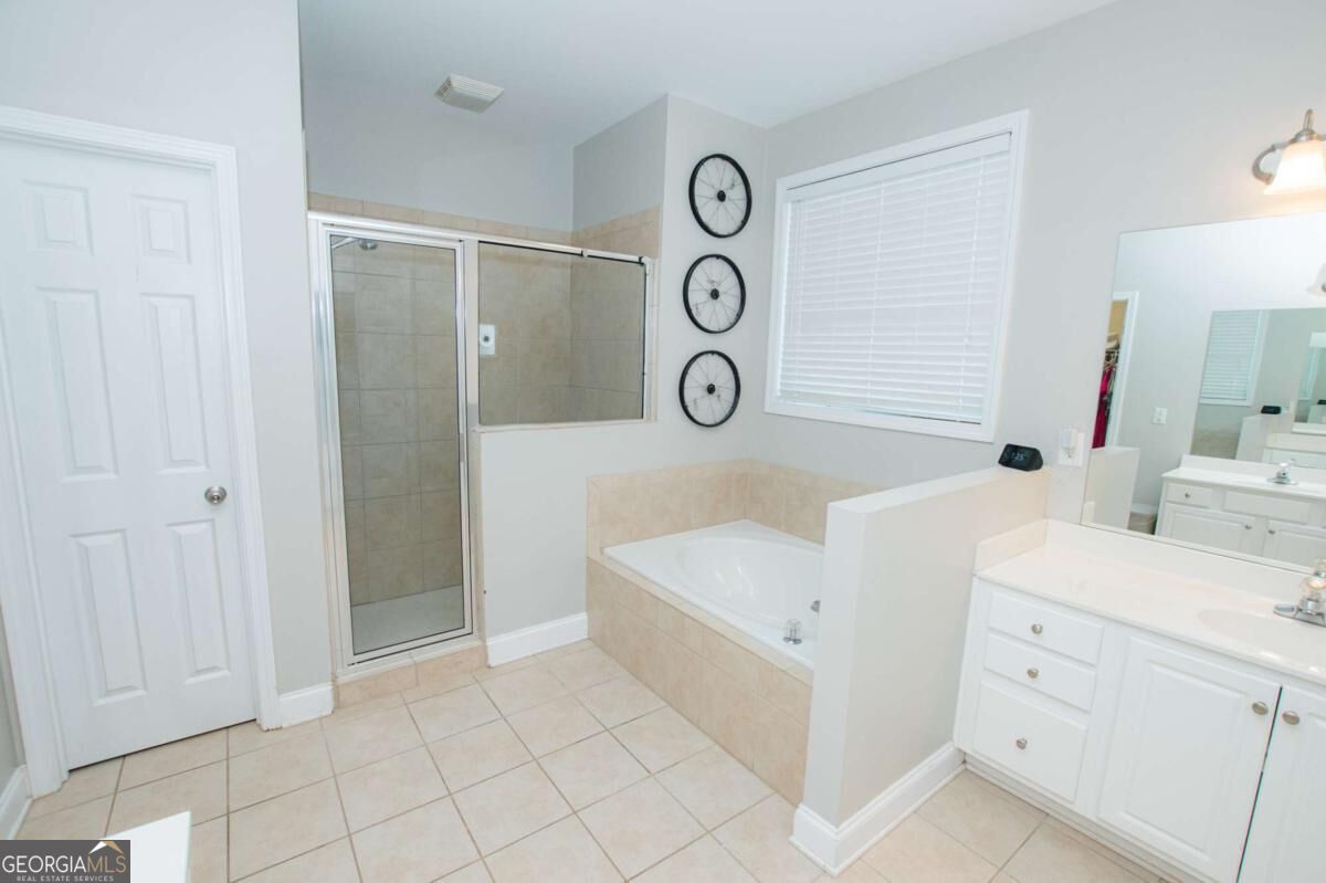 341 Prestwick Drive Property Photo 100
