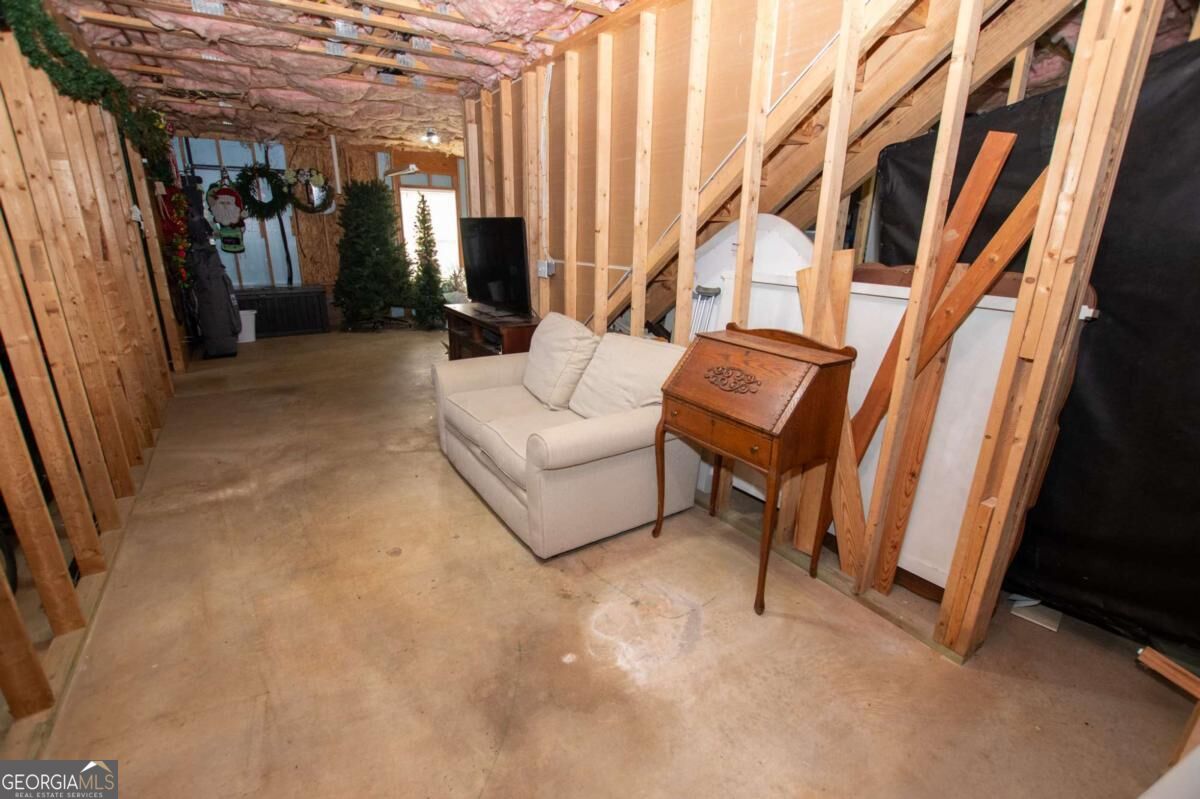 341 Prestwick Drive Property Photo 114