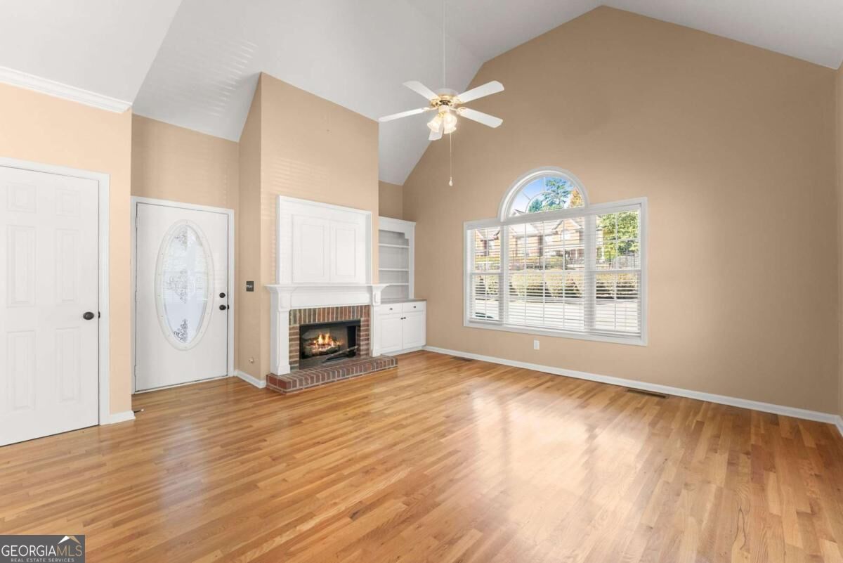 2075 Pine Tree Drive # B1 Property Photo 3
