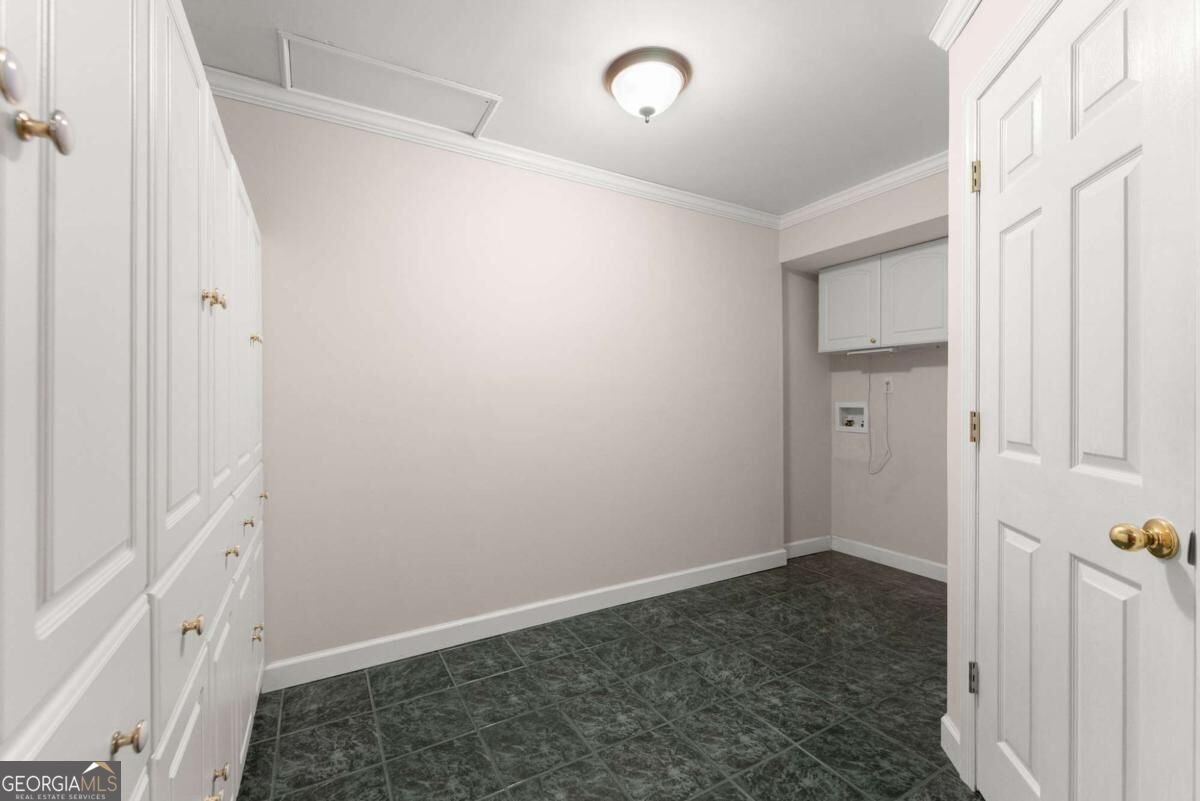 2075 Pine Tree Drive # B1 Property Photo 10