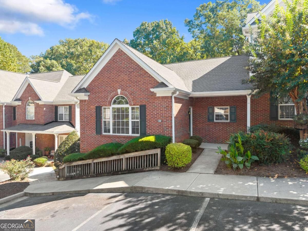 2075 Pine Tree Drive # B1 Property Photo 21