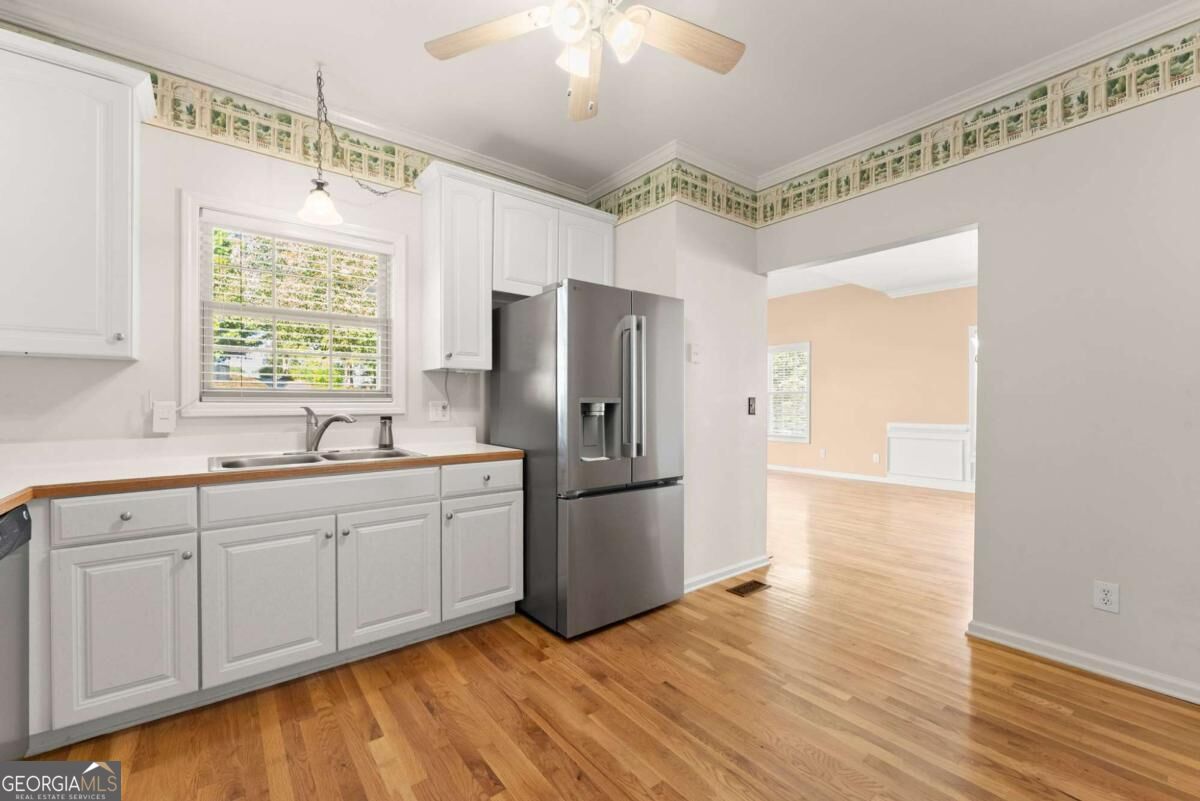 2075 Pine Tree Drive # B1 Property Photo 32