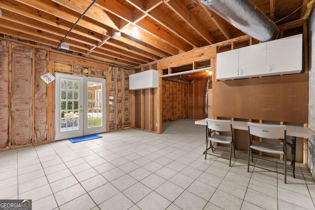2075 Pine Tree Drive # B1 Property Photo 49