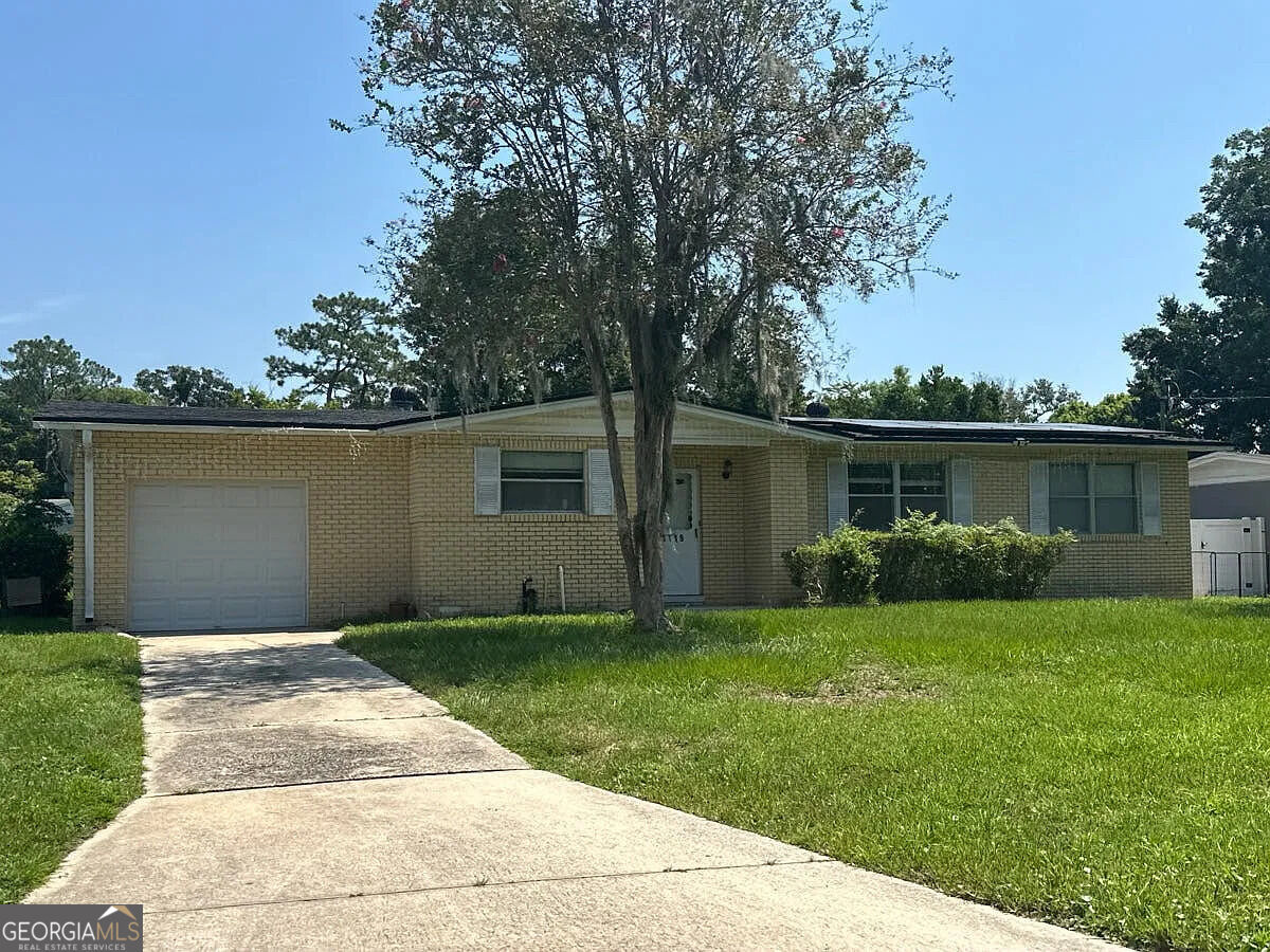 1119 Gunka Road Property Photo 1
