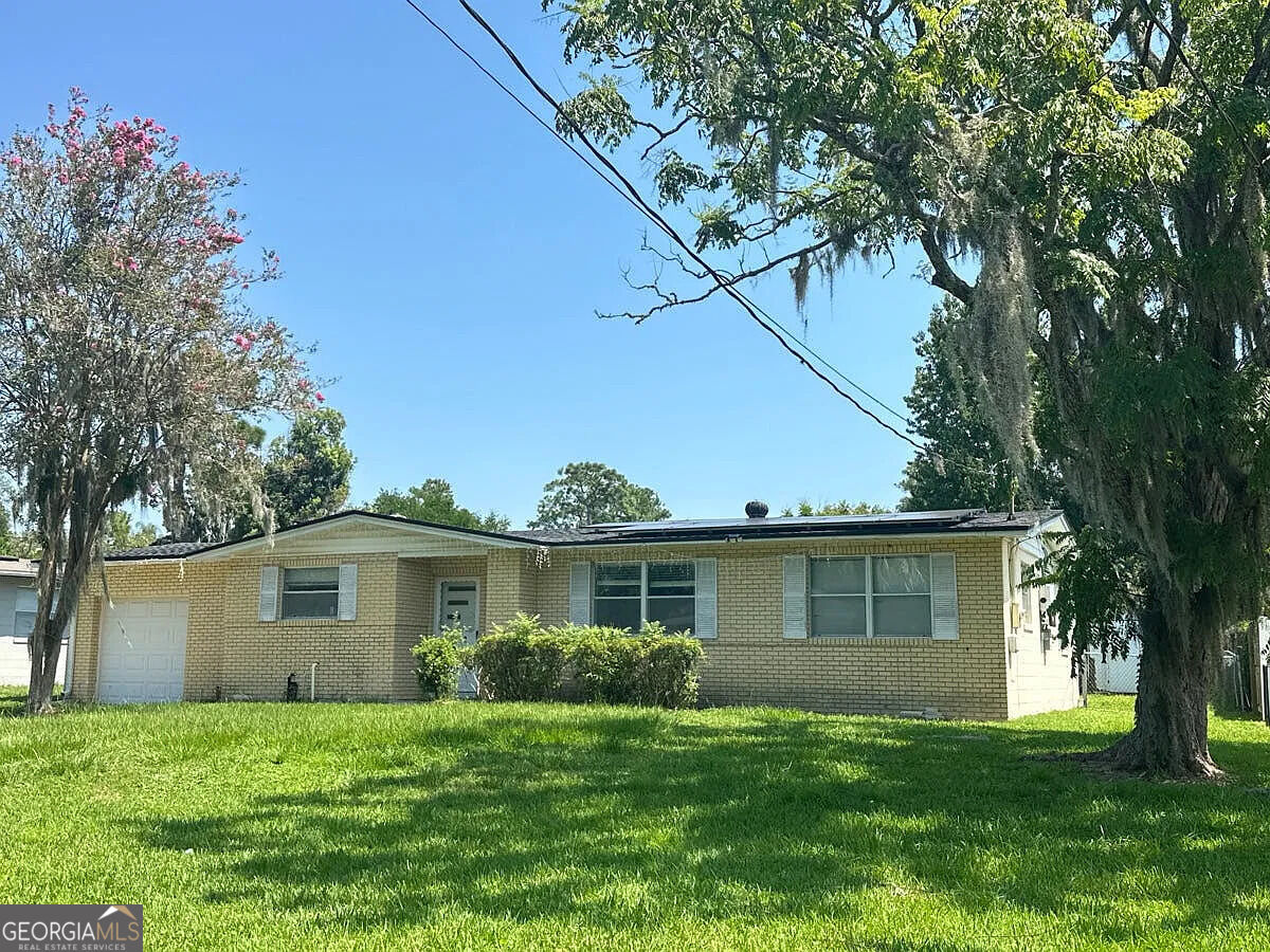 1119 Gunka Road Property Photo 2