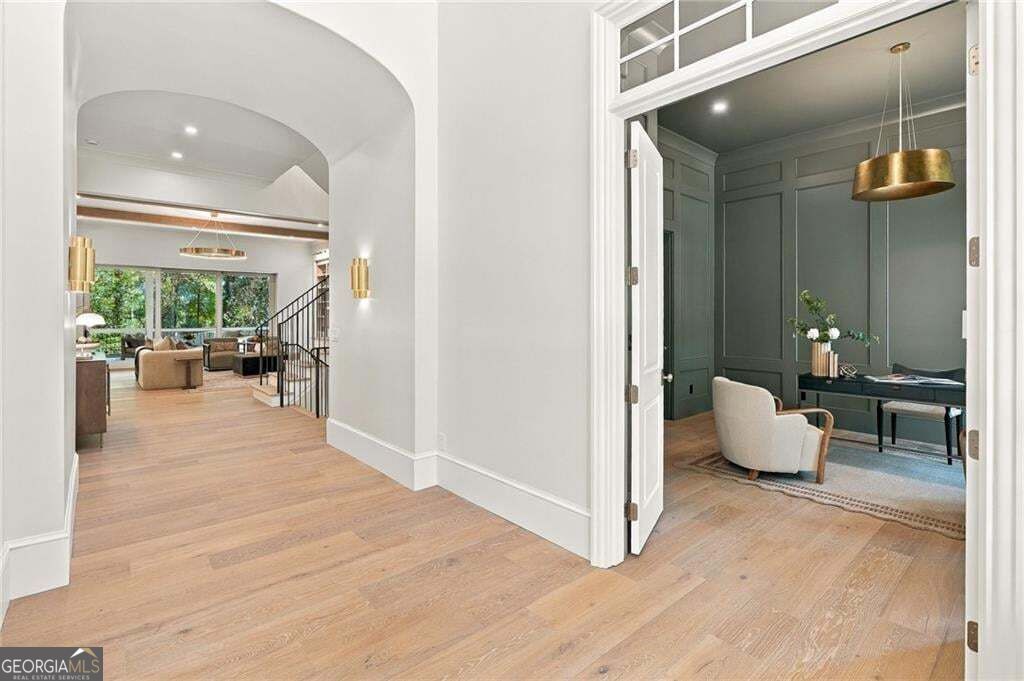 3843 Lake Forrest Drive Ne Property Photo 4
