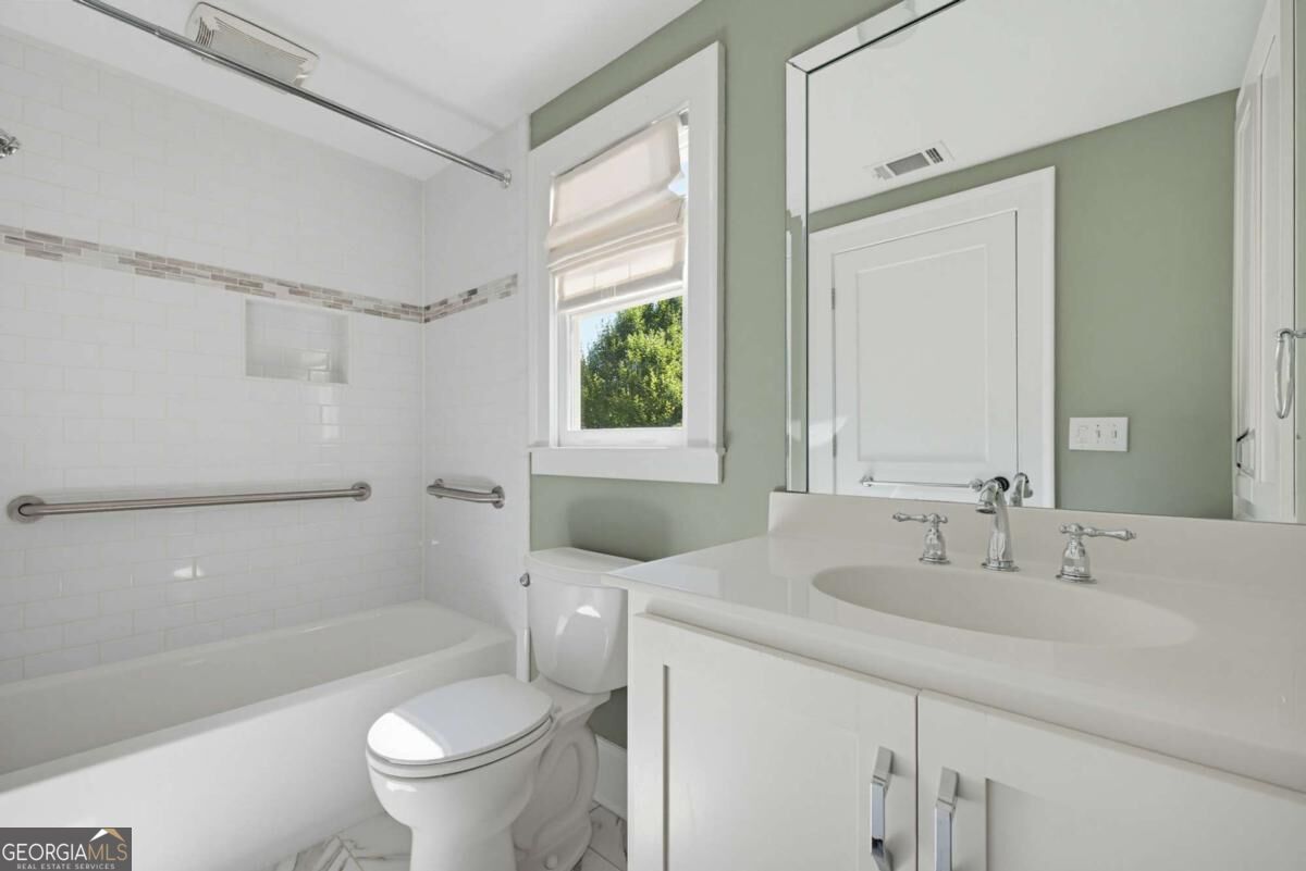 186 Coventry Road Property Photo 16