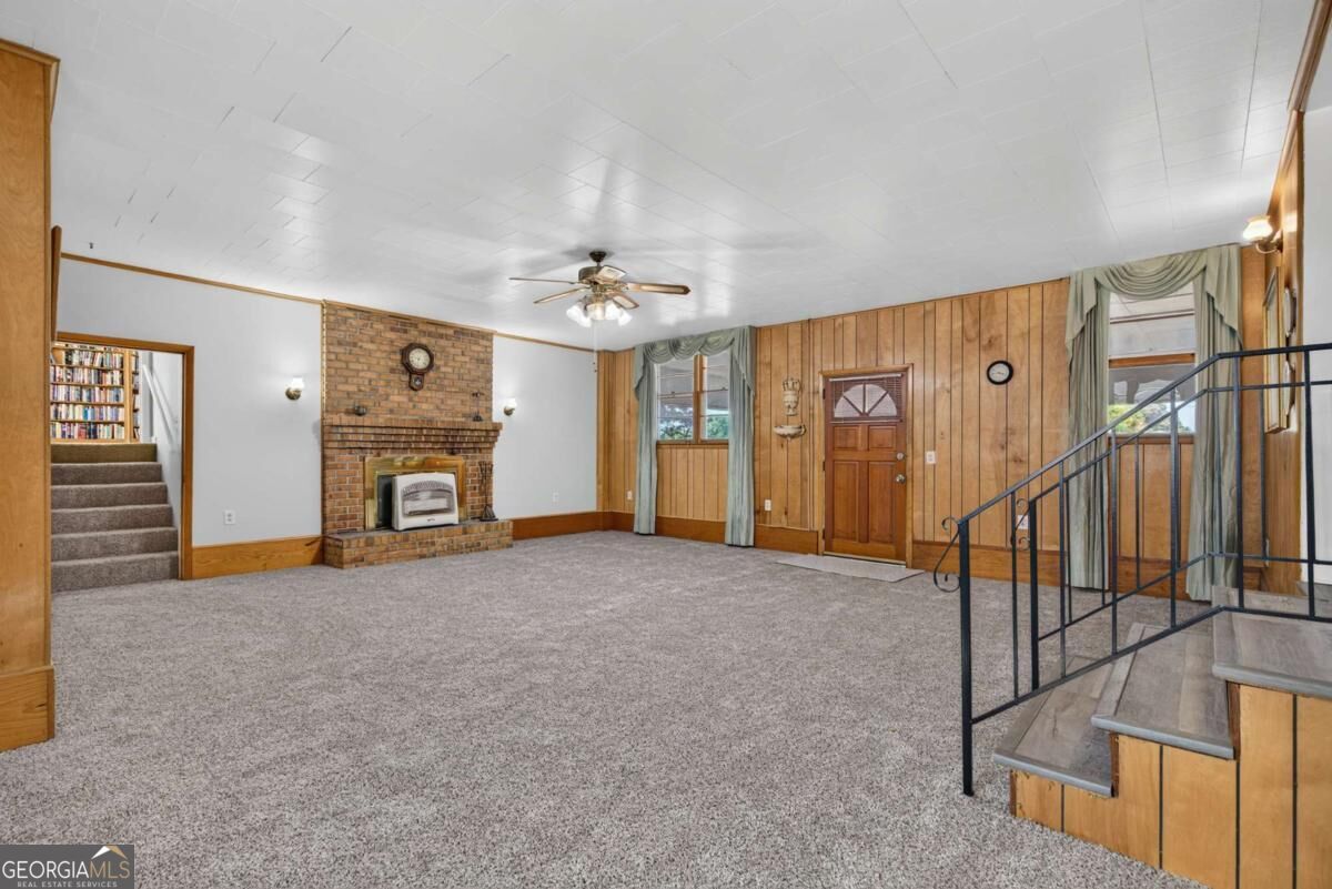1536 W Oak Drive Property Photo 9
