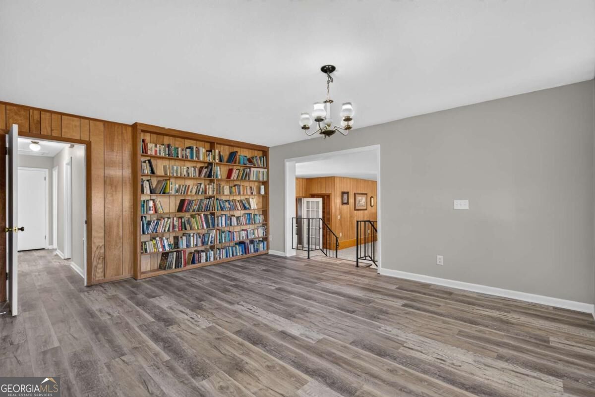 1536 W Oak Drive Property Photo 14