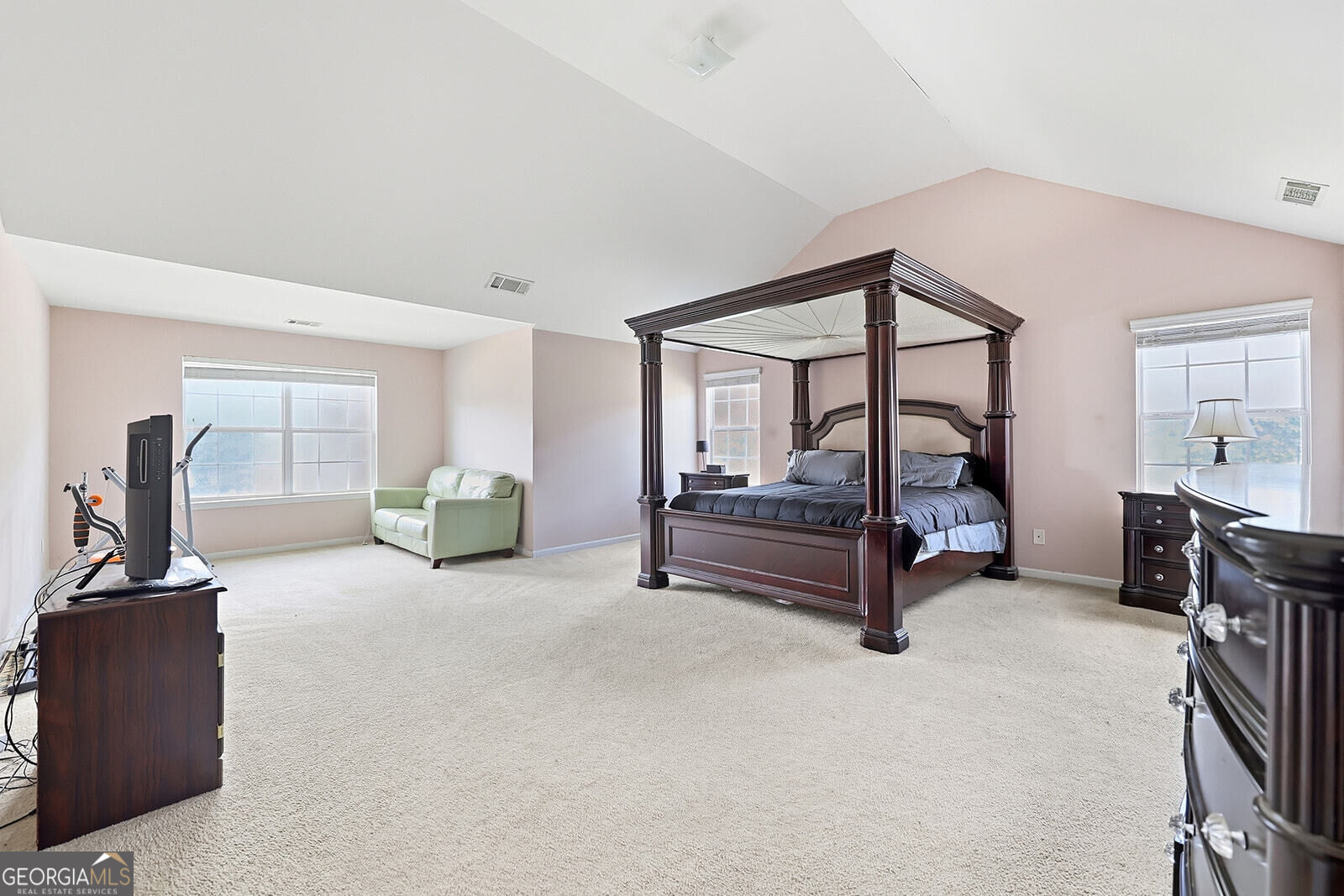 7562 Bowhead Court Property Photo 10