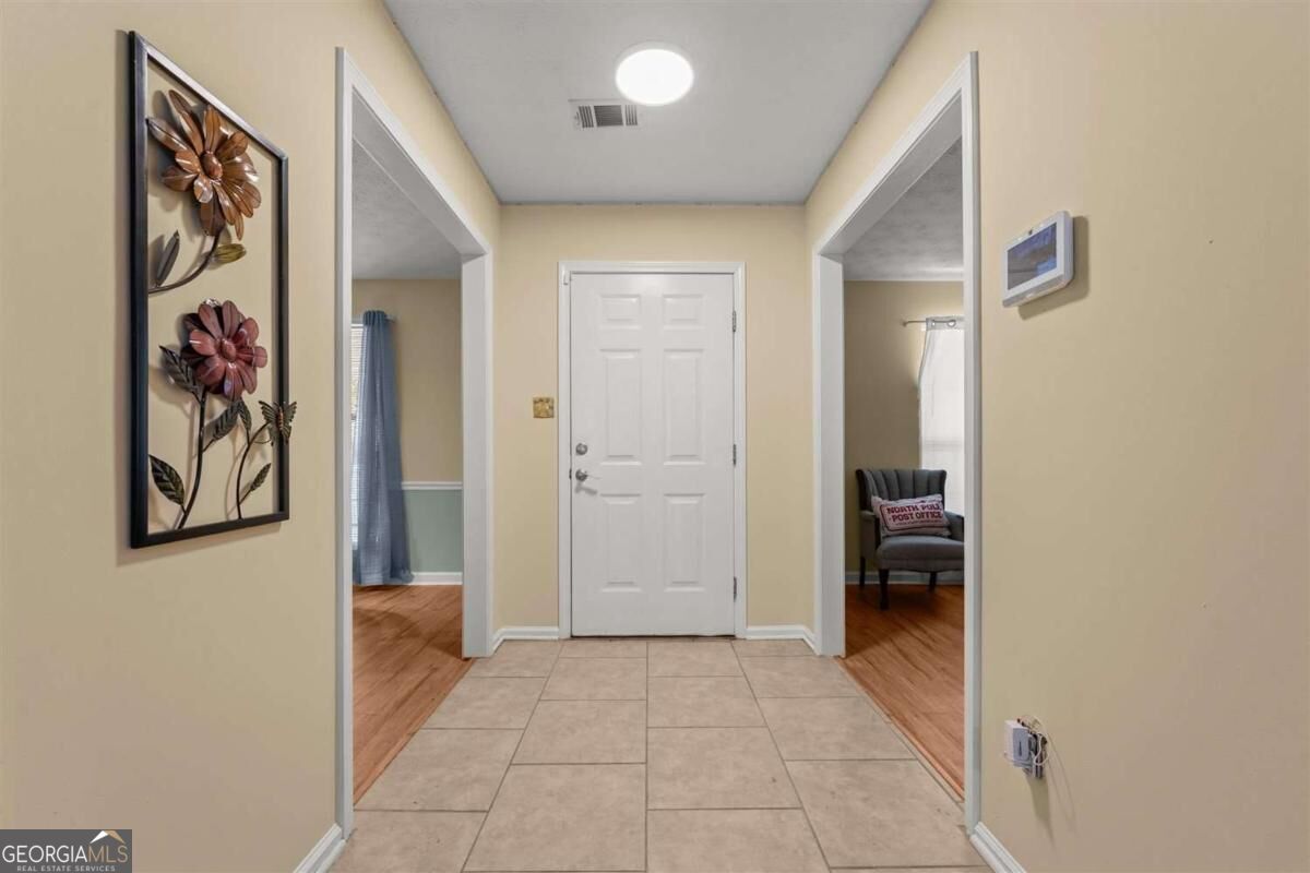 2950 Wildrose Court Property Photo 5