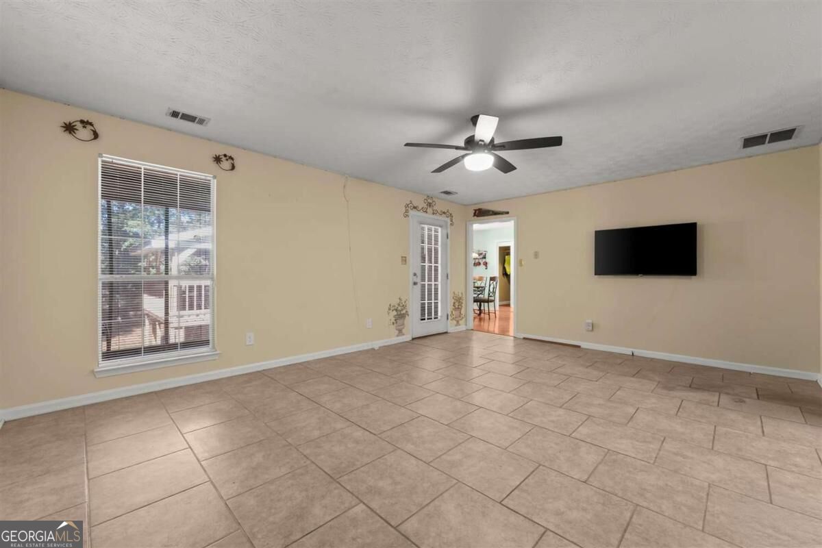 2950 Wildrose Court Property Photo 20