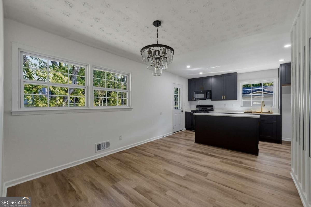 3869 Wisteria Lane Sw Property Photo 7