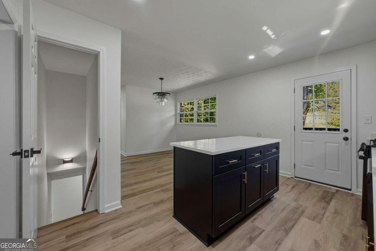 3869 Wisteria Lane Sw Property Photo 9