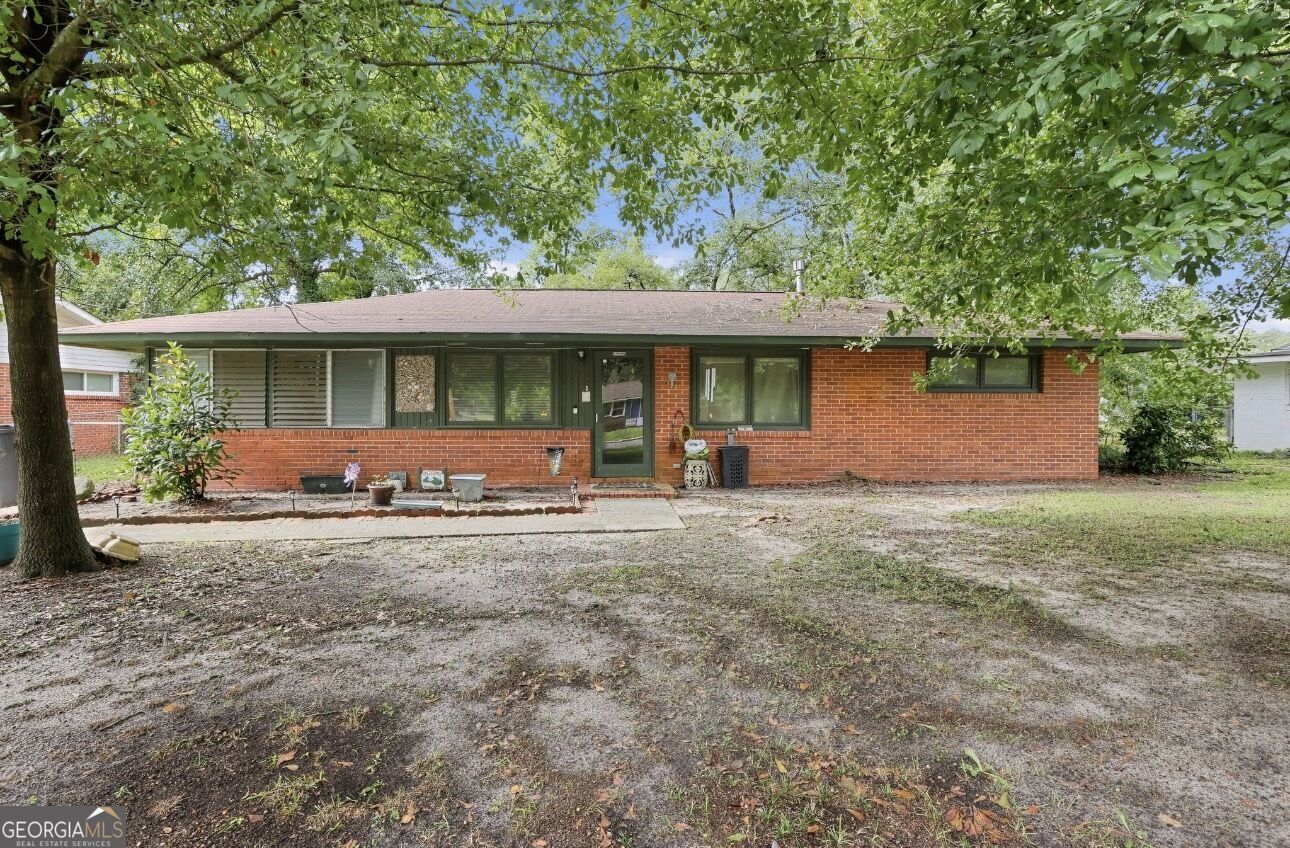 2264 Raleigh Drive Property Photo 1