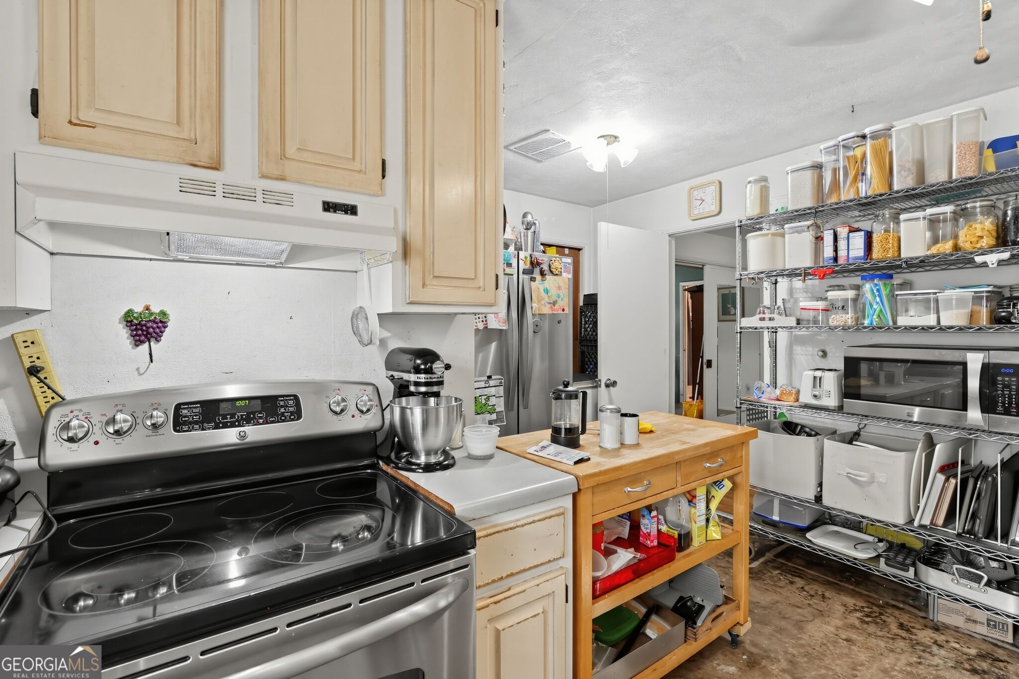 2264 Raleigh Drive Property Photo 7