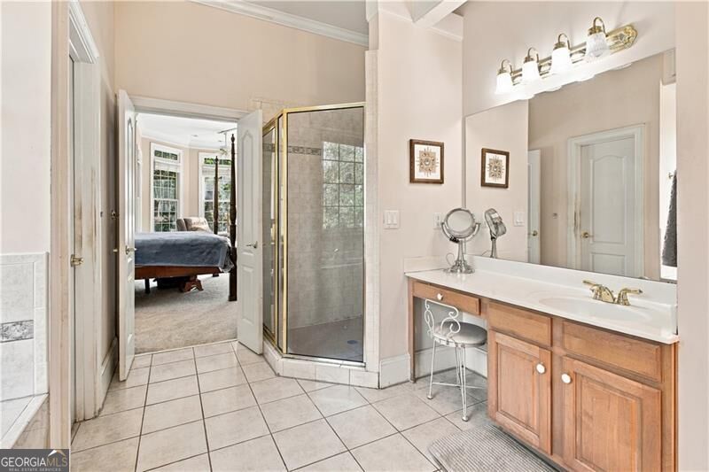 2195 Misty Oaks Drive Property Photo 5