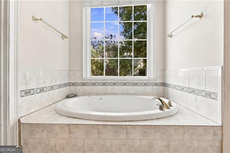 2195 Misty Oaks Drive Property Photo 12