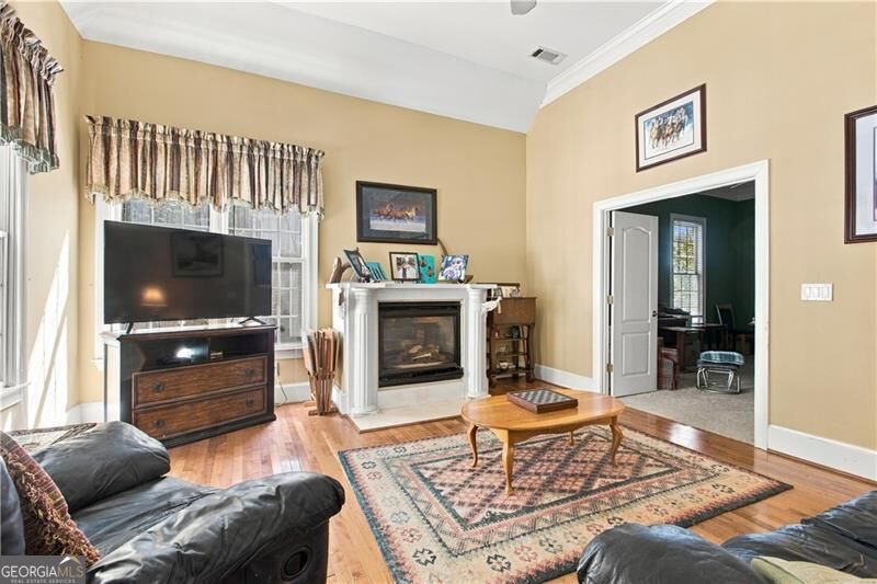 2195 Misty Oaks Drive Property Photo 18