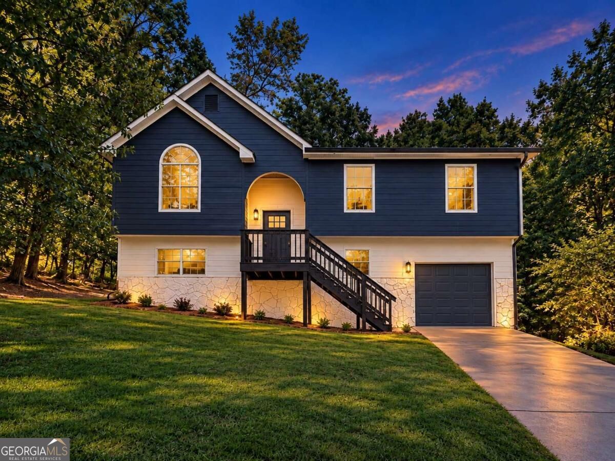 3480 Estate Lake Drive Property Photo 1