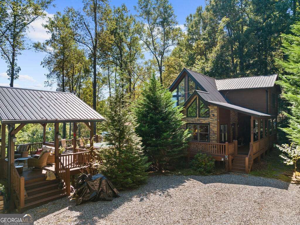 929 Overlook Road Property Photo 1