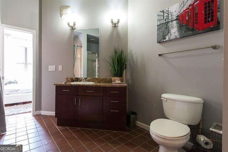 5300 Peachtree Road # 2110 Property Photo 16
