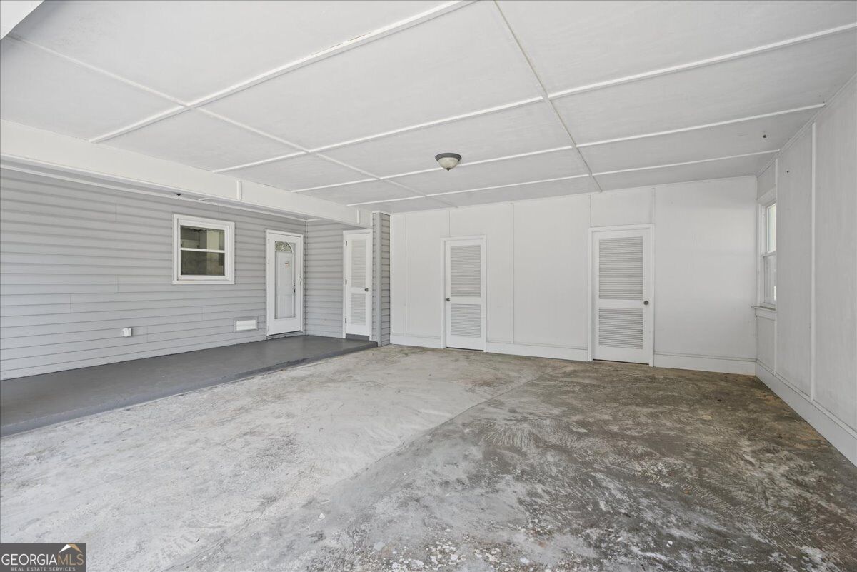 5063 Happy Hollow Road Property Photo 10