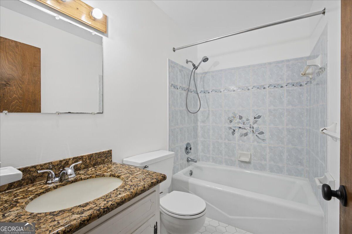 5063 Happy Hollow Road Property Photo 21