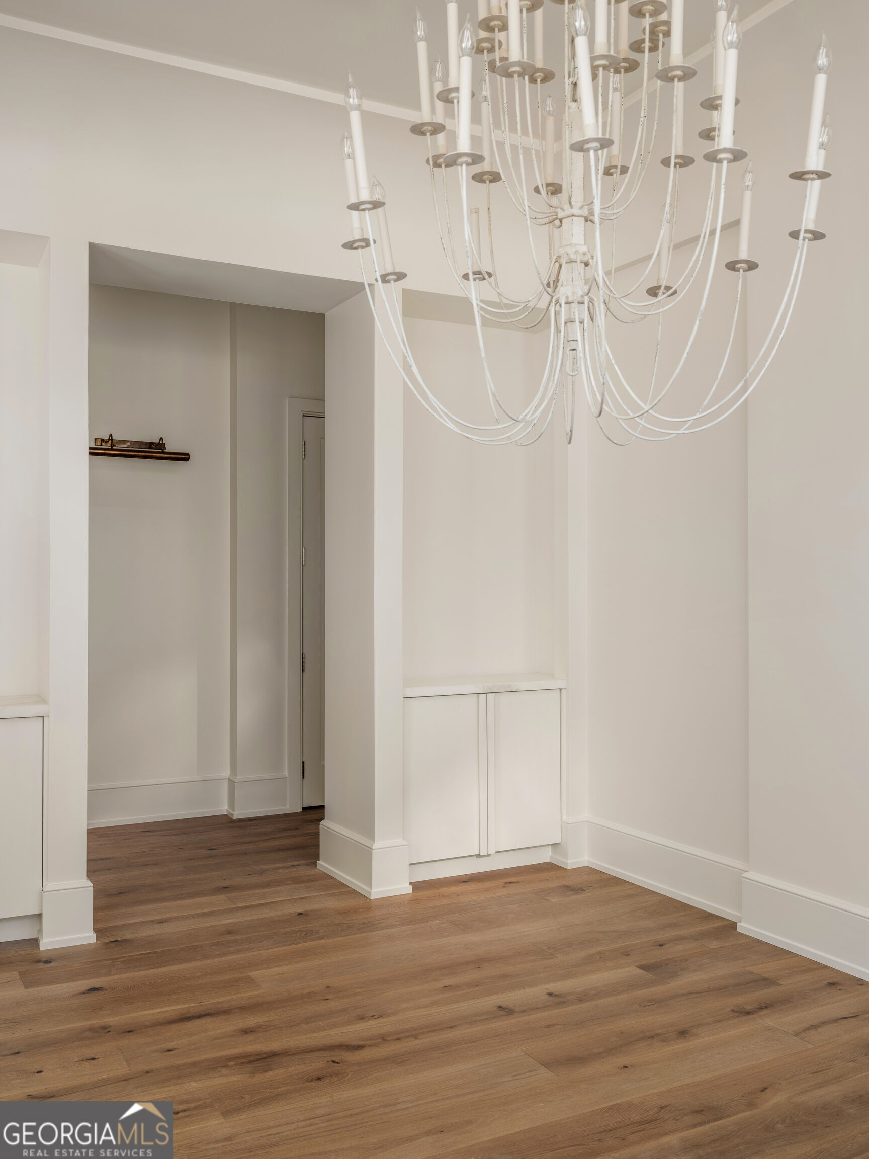 180 5th Street Property Photo 10