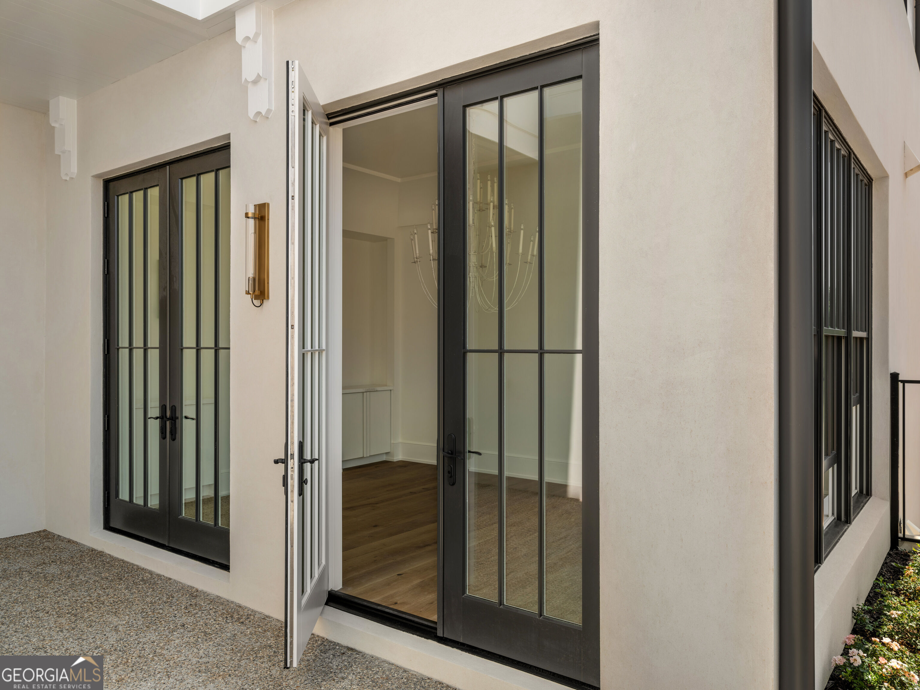 180 5th Street Property Photo 31