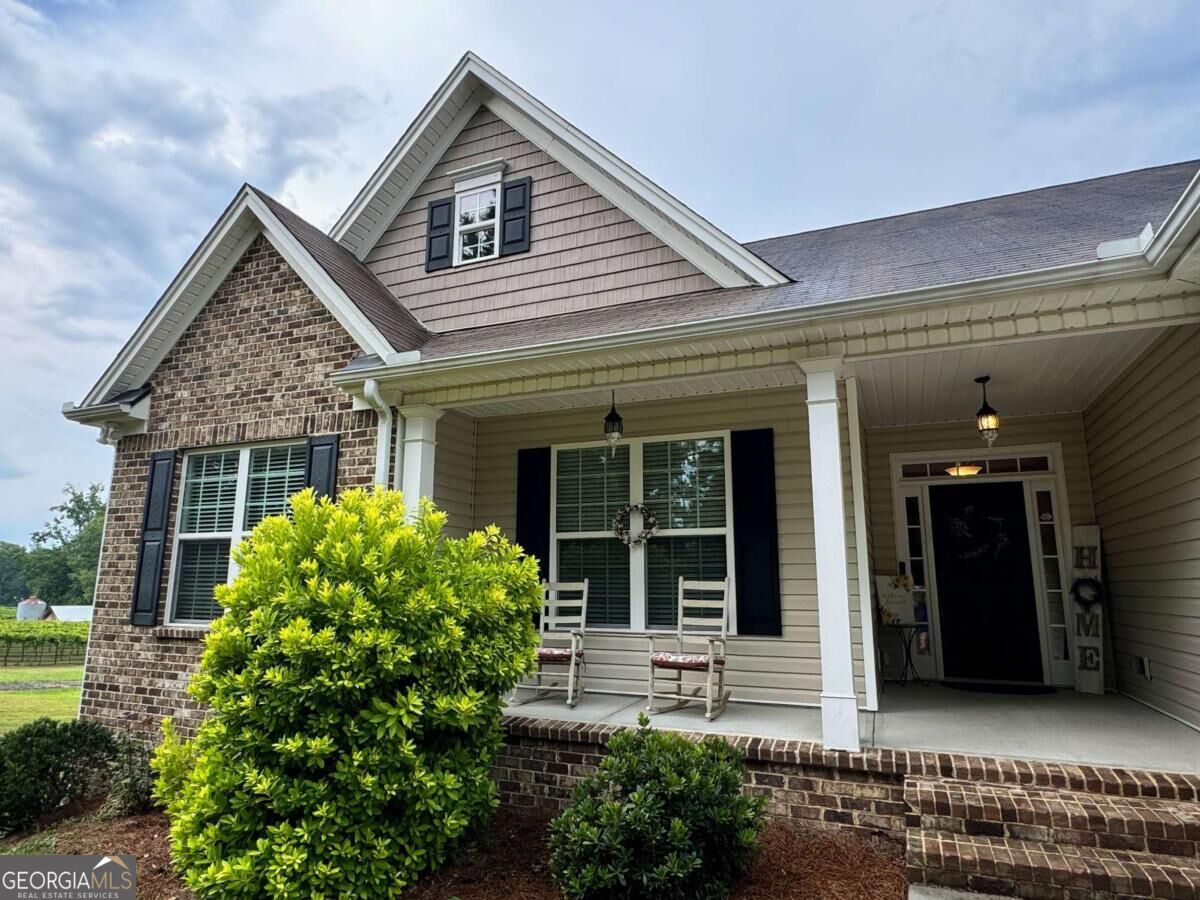 1565 Willow Springs Road Property Photo 1