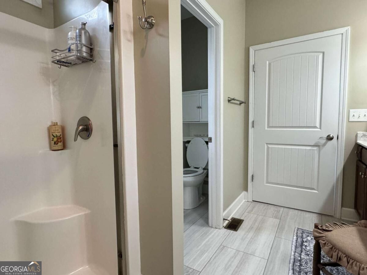 1565 Willow Springs Road Property Photo 27