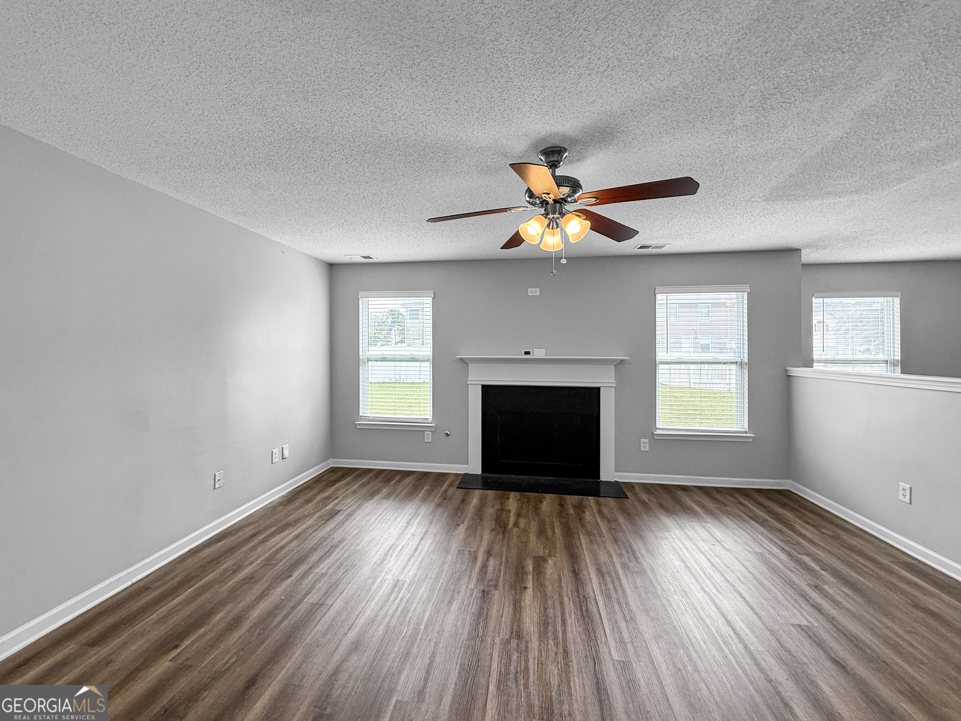 131 Laughlin Drive Property Photo 9