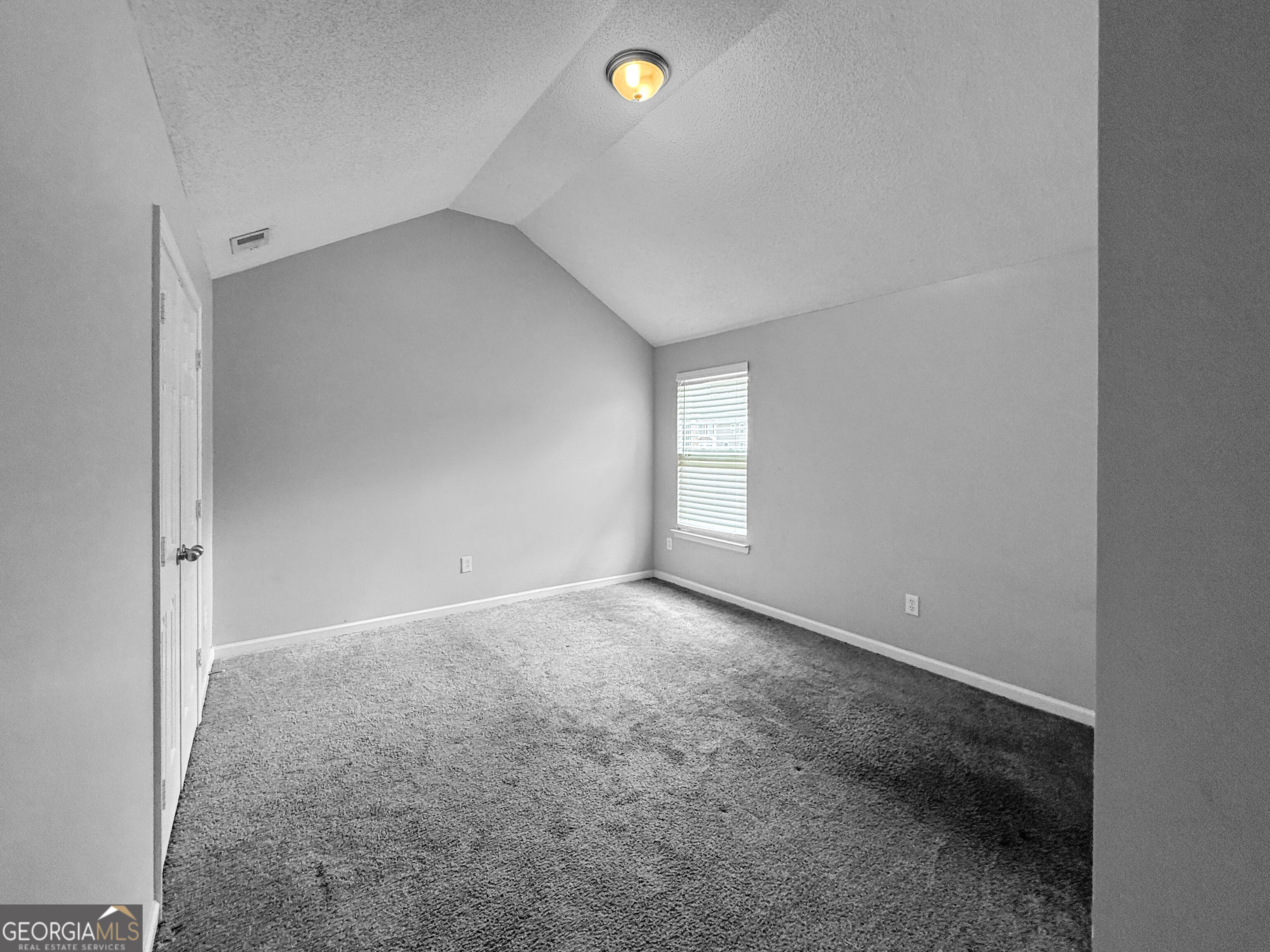 131 Laughlin Drive Property Photo 14